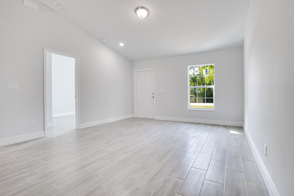 520 Southeast Cliff Road Port St. Lucie, FL 34984 - Photo 13 of 37 CMV09864HDR-Edit