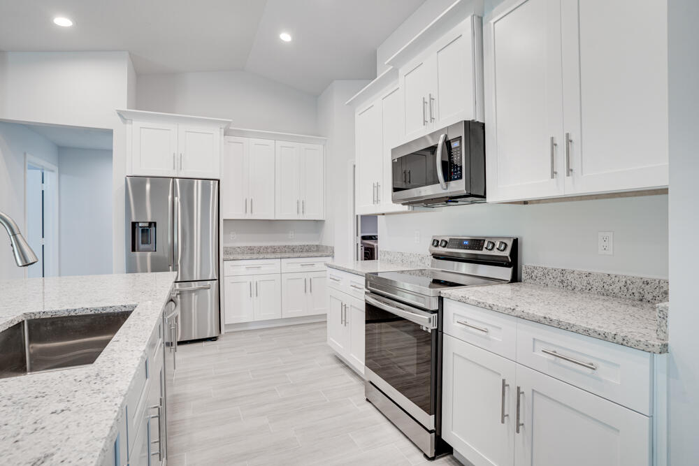 520 Southeast Cliff Road Port St. Lucie, FL 34984 - Photo 18 of 37 CMV09894HDR
