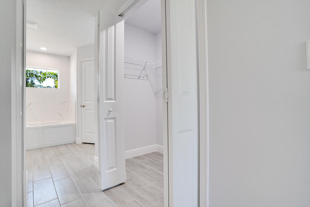 520 Southeast Cliff Road Port St. Lucie, FL 34984 - Photo 32 of 37 CMV09979HDR-Edit