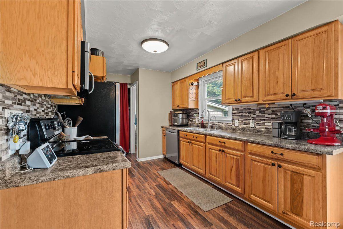 916 West Dansville Road Mason, MI 48854 - Photo 8 of 27 916 W Dansville Rd