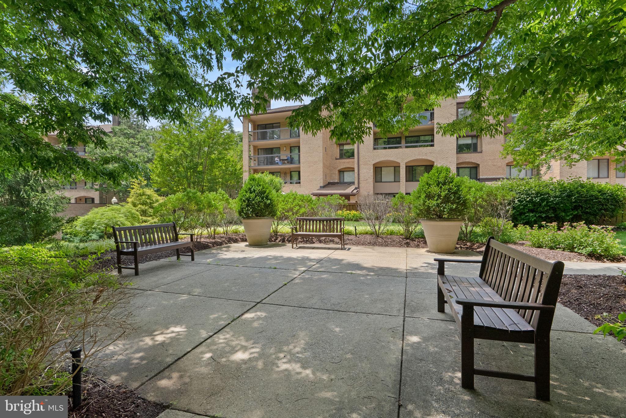 11420 Strand Drive, Unit R010 Rockville, MD 20852 - Photo 42 of 56 Community