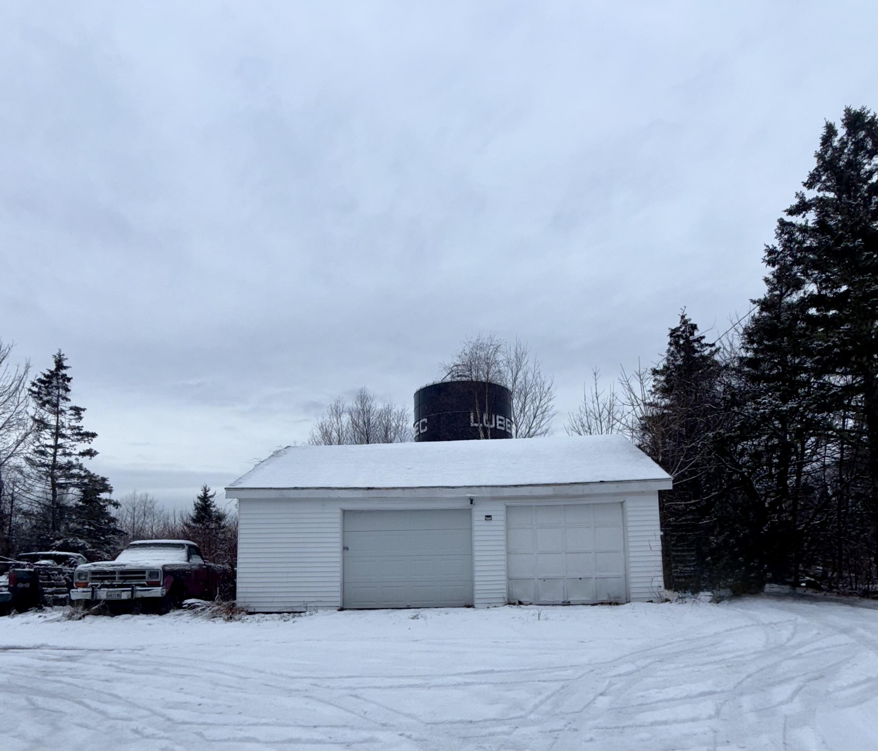 6 Case Drive Lubec, ME 04652 - Photo 3 of 16 IMG_2055