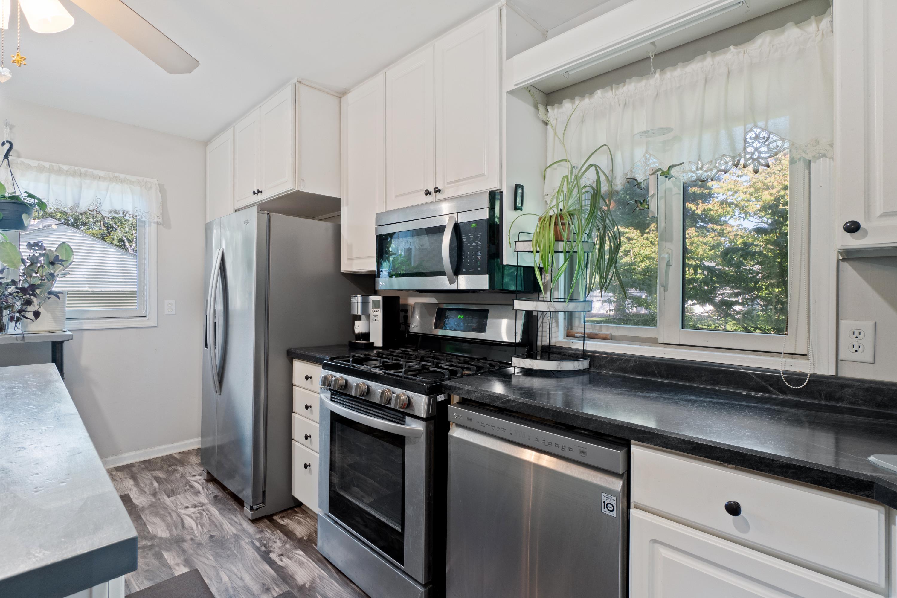 2527 Ashton Road Jackson, MI 49203 - Photo 21 of 55 Ashton Kit 4