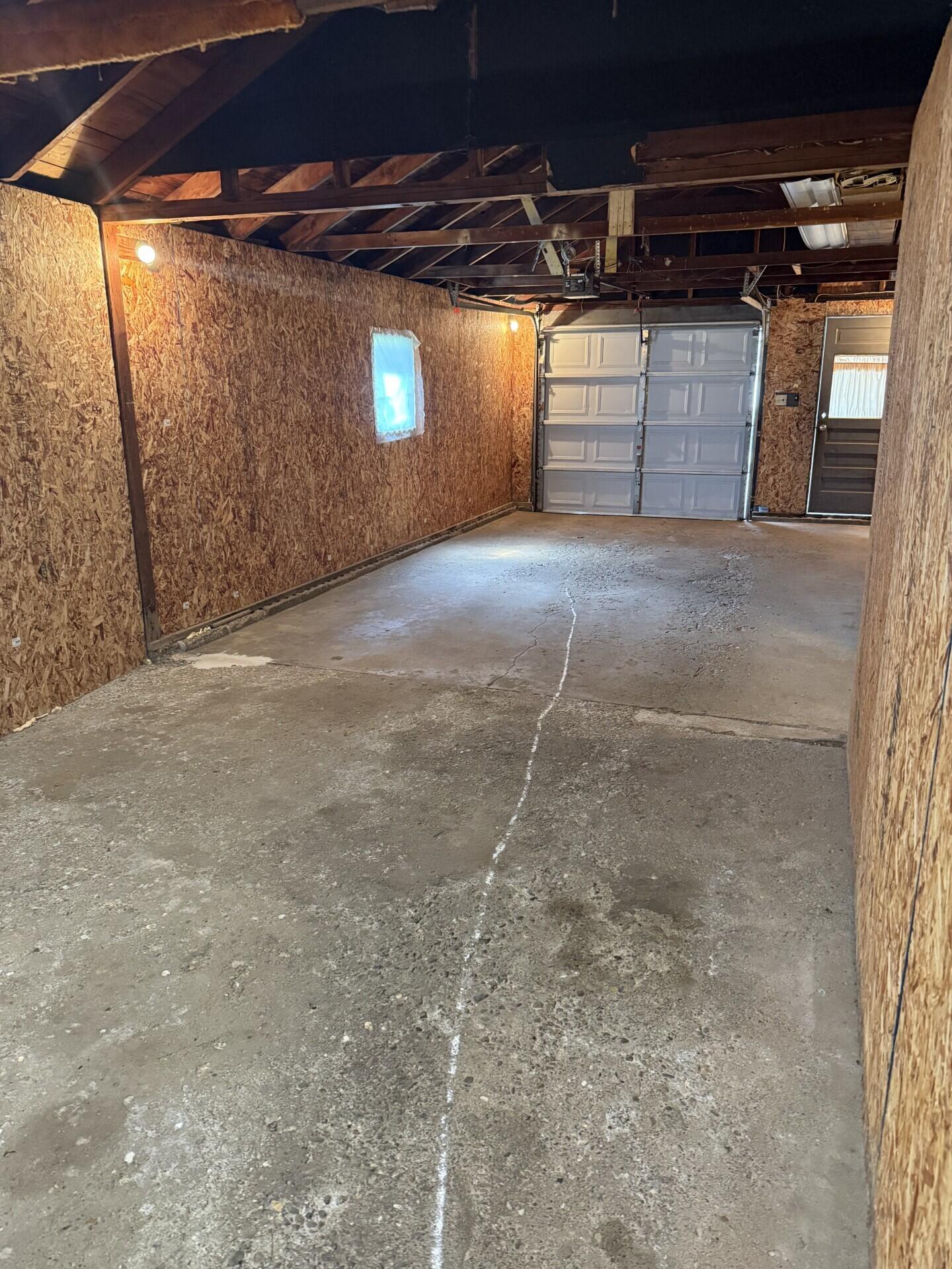 2527 Ashton Road Jackson, MI 49203 - Photo 47 of 55 Ashton garage 3