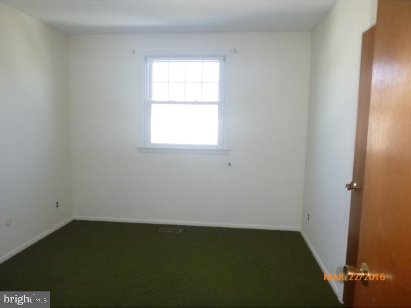 11996 Lockart Road Philadelphia, PA 19116 - Photo 15 of 22 Gallery Image 15