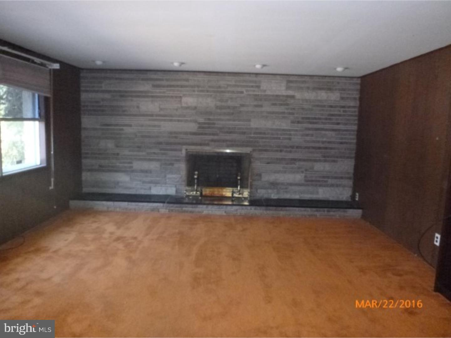 11996 Lockart Road Philadelphia, PA 19116 - Photo 4 of 22 Gallery Image 4