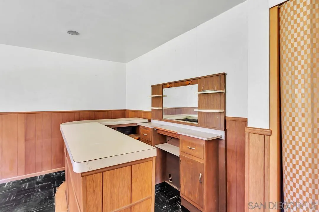 9517 Abbeyfield Road Santee, CA 92071 - Photo 15 of 42 a utility room with dryer and washer
