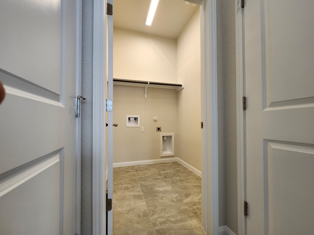 320 Creek Road, Unit 202 Dripping Springs, TX 78620 - Photo 8 of 26 a view of a bathroom