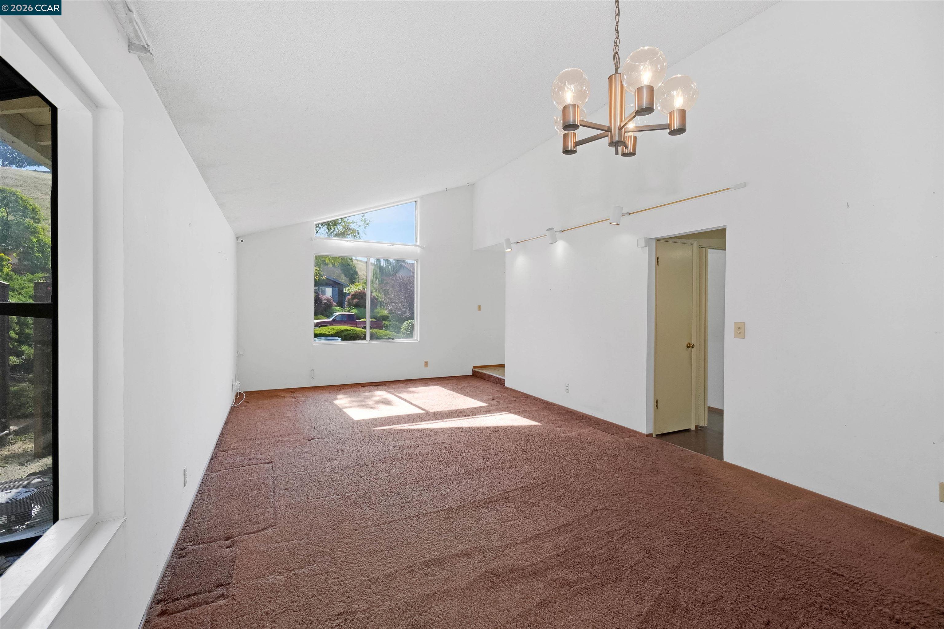 121 Violet Road Hercules, CA 94547 - Photo 17 of 81