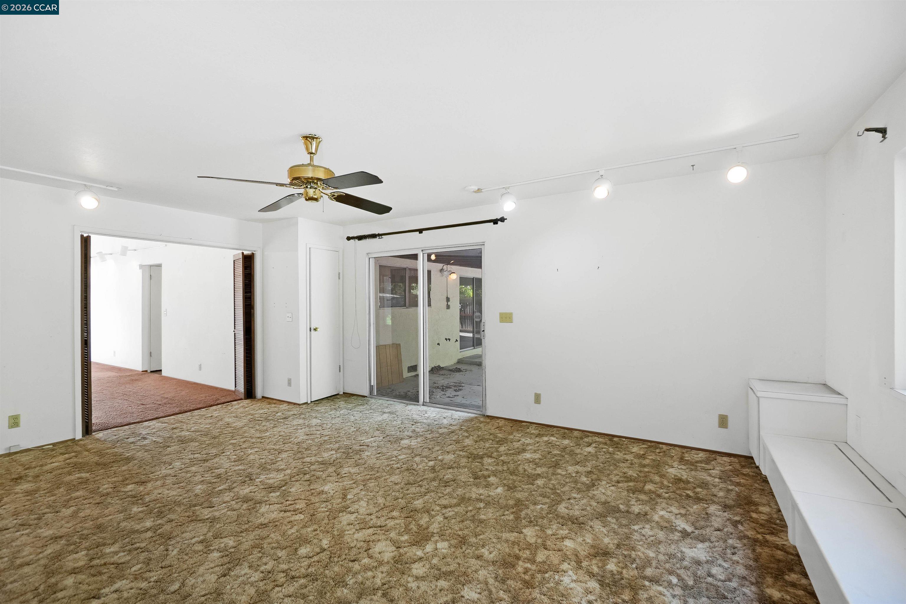 121 Violet Road Hercules, CA 94547 - Photo 22 of 81