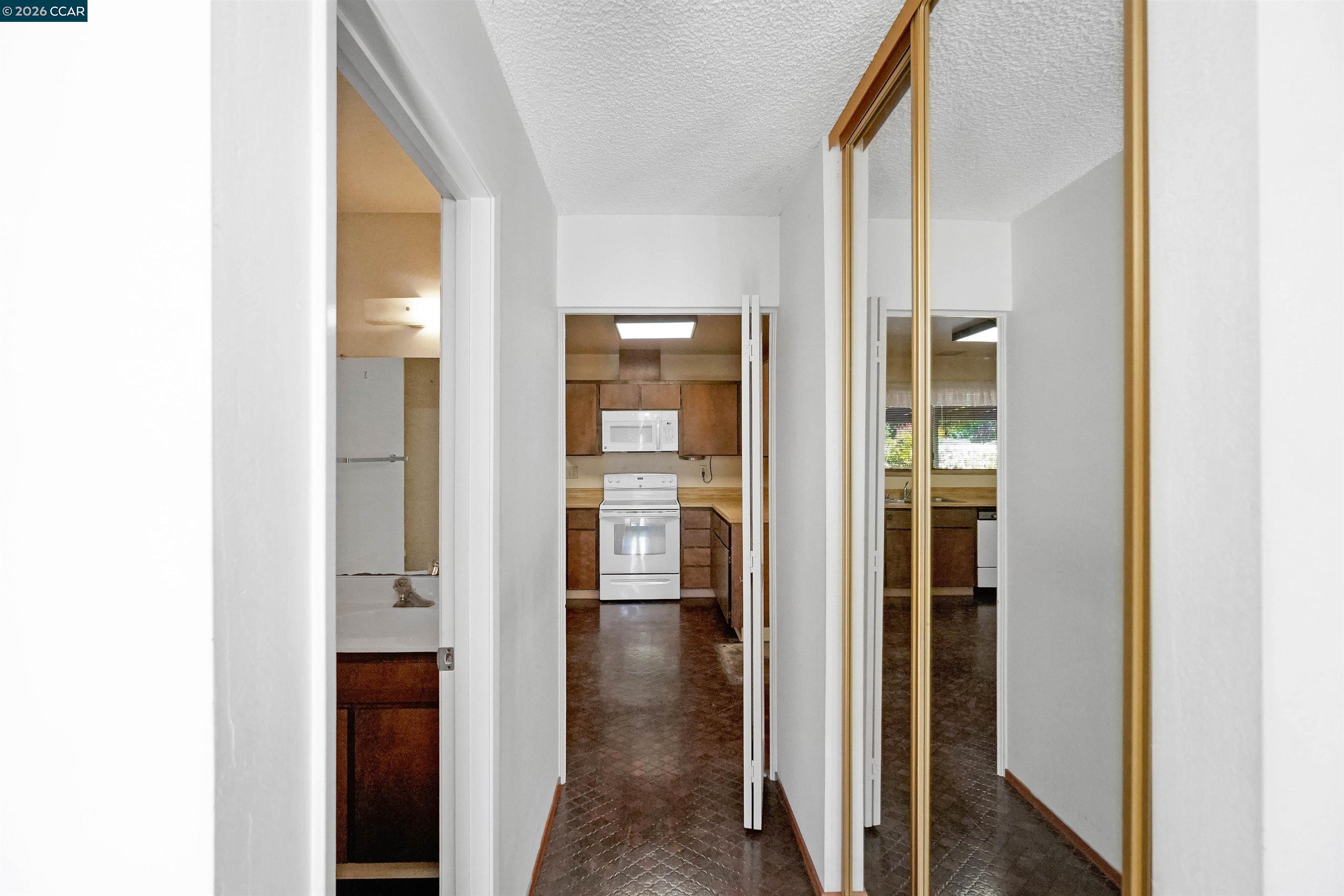 121 Violet Road Hercules, CA 94547 - Photo 33 of 81