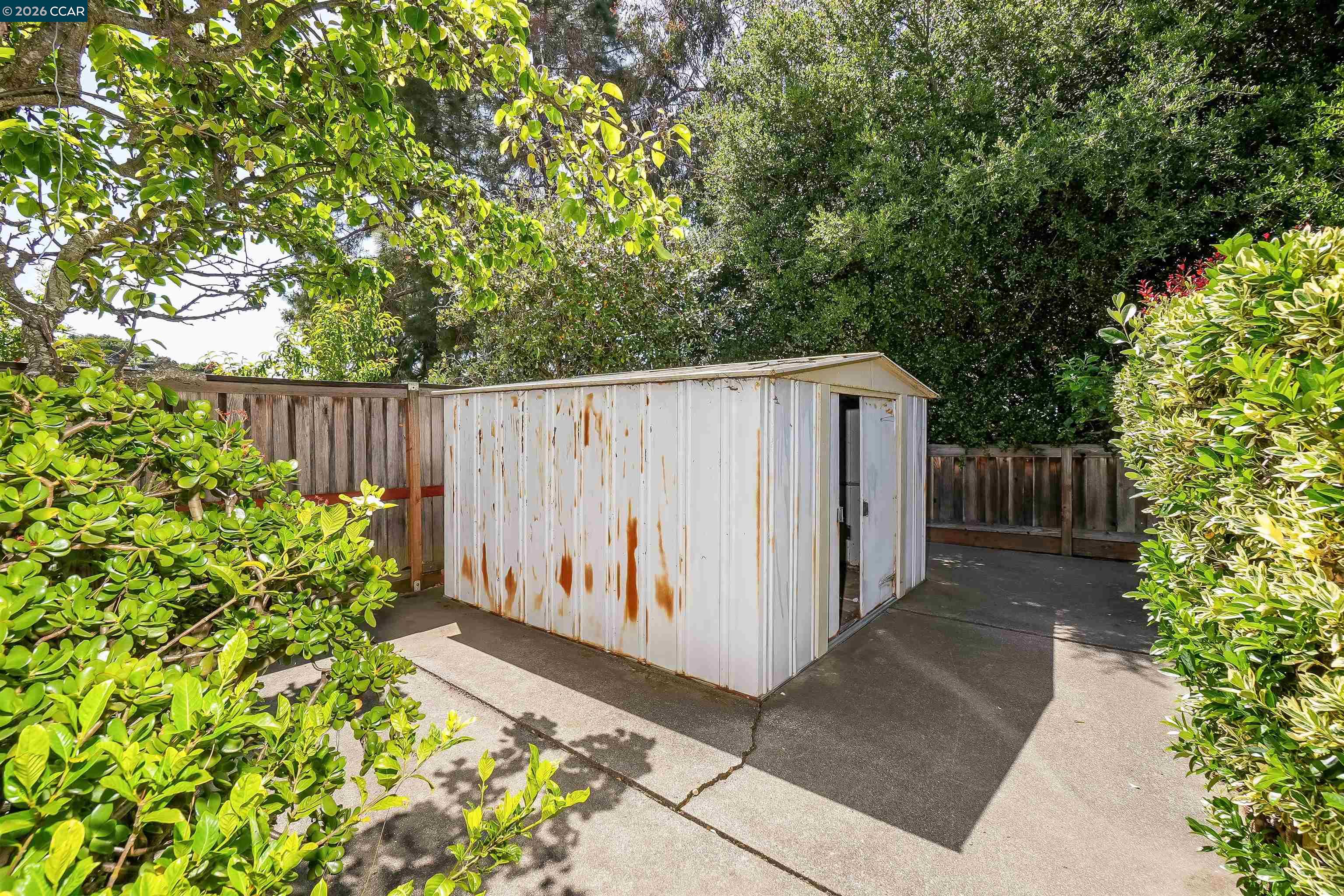121 Violet Road Hercules, CA 94547 - Photo 54 of 81
