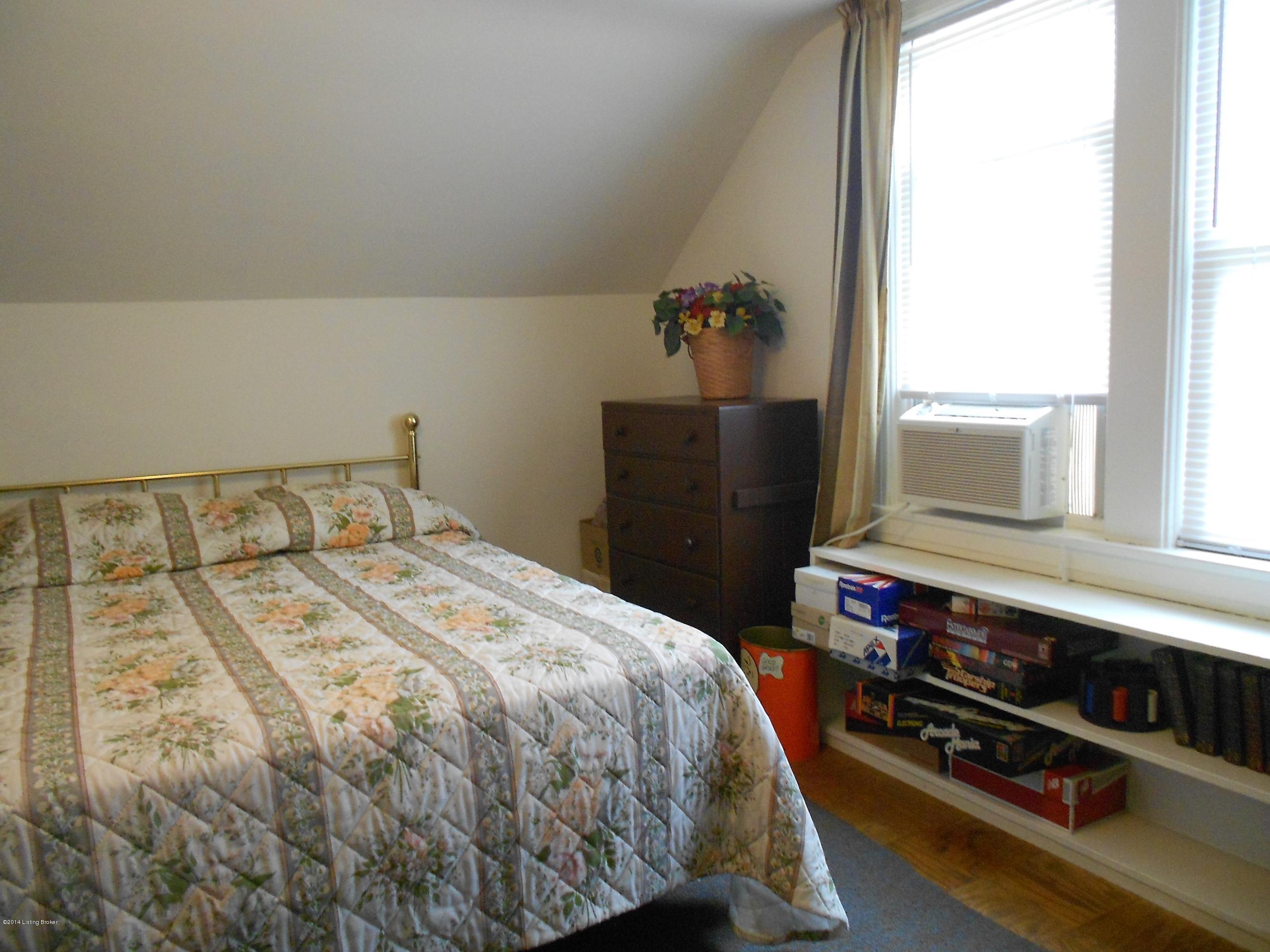 7 Sterling Road Louisville, KY 40220 - Photo 20 of 42 DSCN0614
