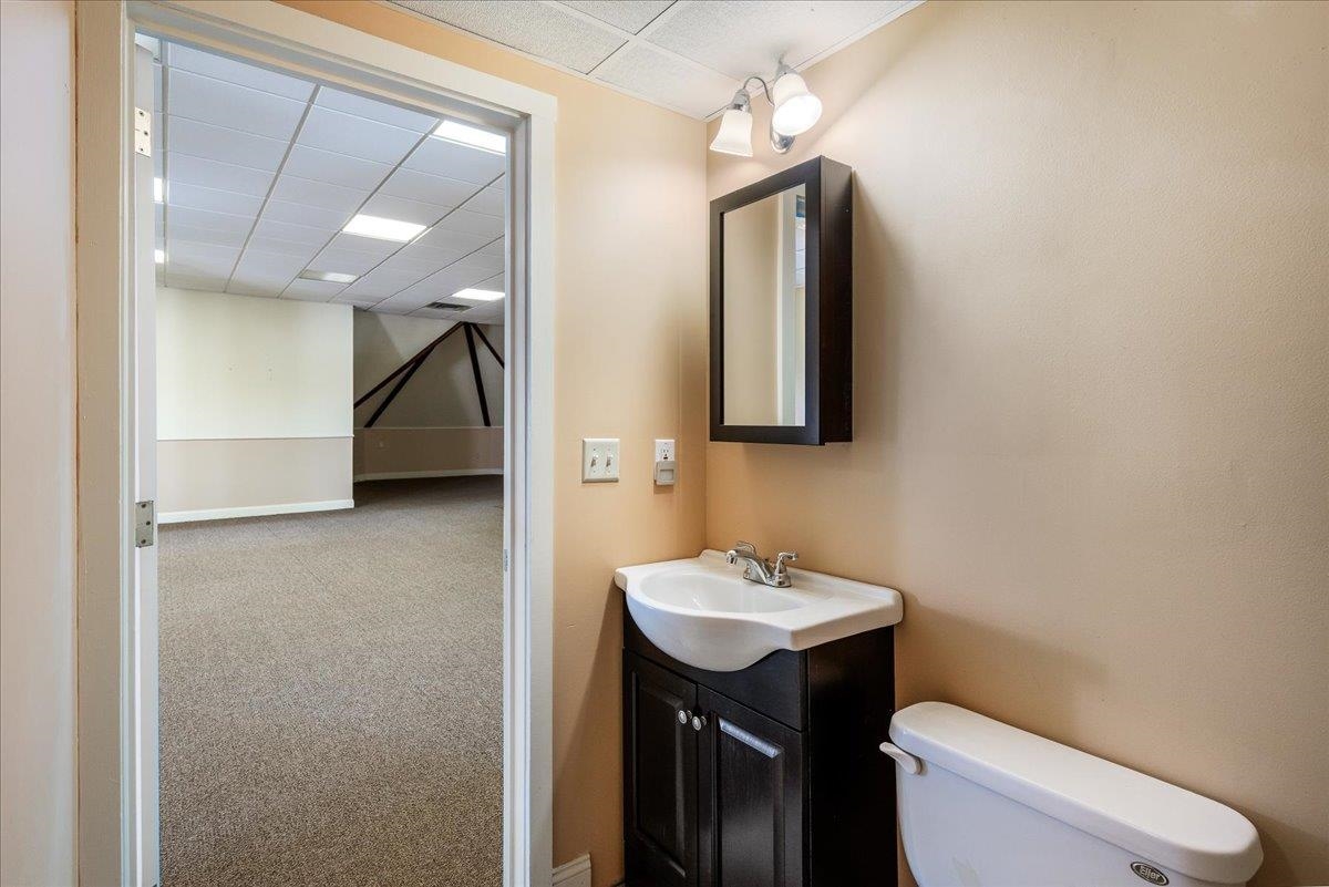 113 Bay Street Manchester, NH 03104 - Photo 51 of 60