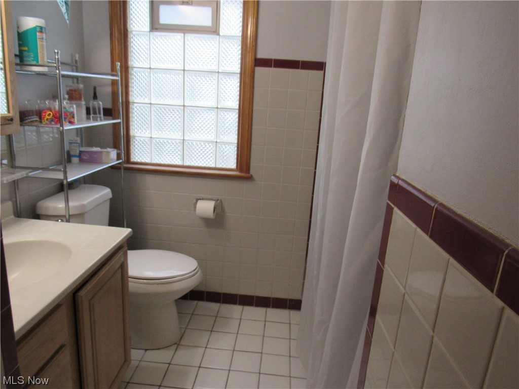 1679 Brainard Road Lyndhurst, OH 44124 - Photo 12 of 29
