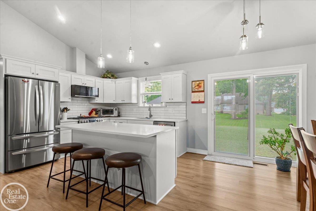 1827 Riley Road St. Clair, MI 48079 - Photo 9 of 28