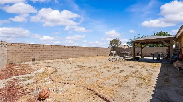 $475,000 | 44702 Avenida Linda, Lancaster, CA 93535