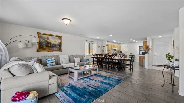 $475,000 | 44702 Avenida Linda, Lancaster, CA 93535