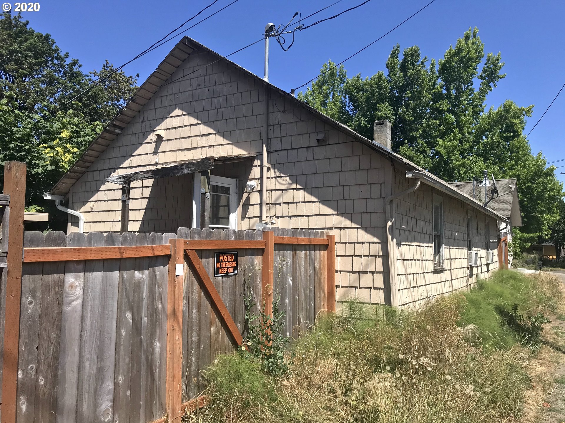 527 F Street Springfield, OR 97477 - Photo 6 of 13
