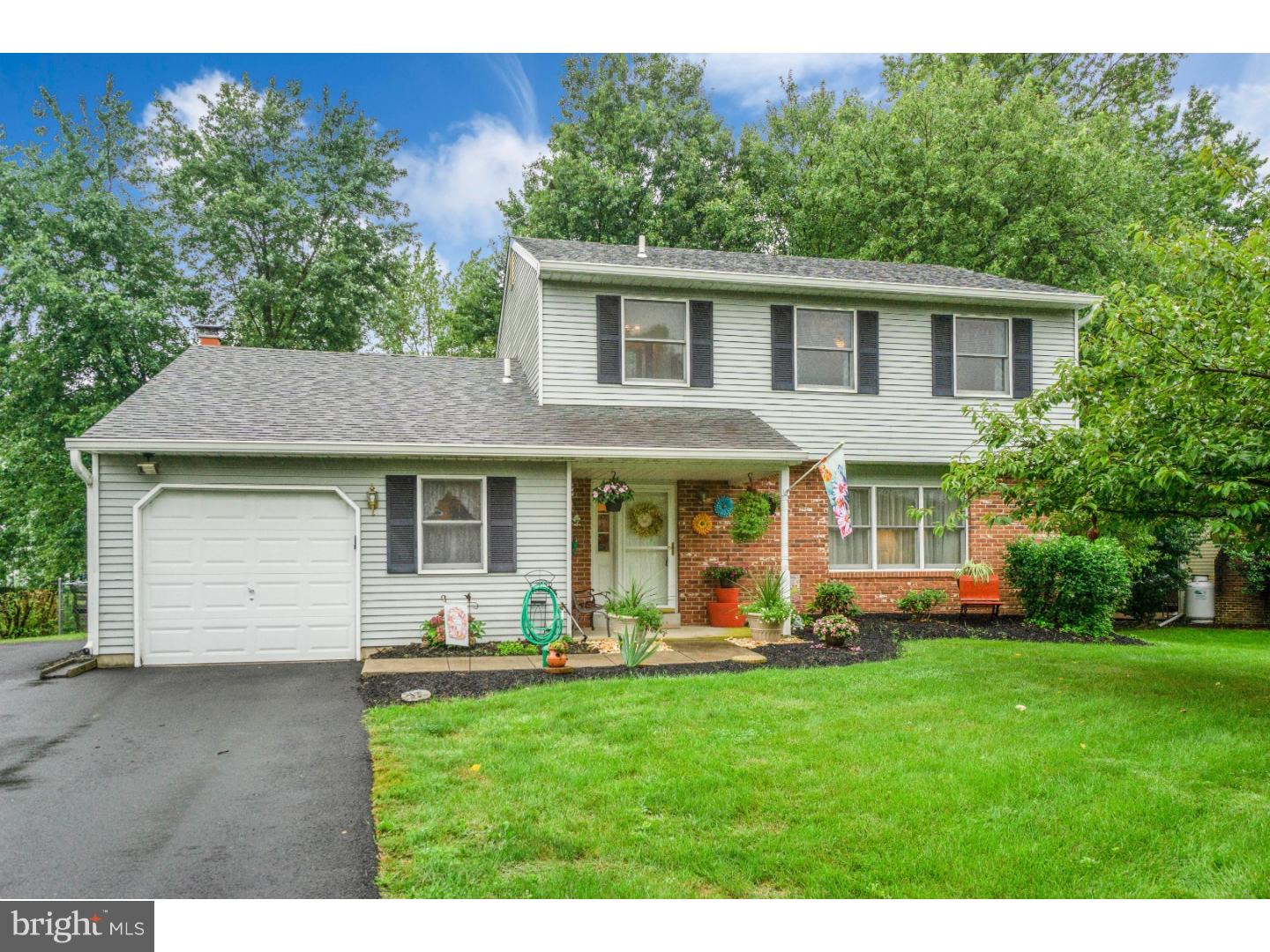 3351 Roxbury Road Hatfield, PA 19440 - Photo 1 of 22 Gallery Image 1