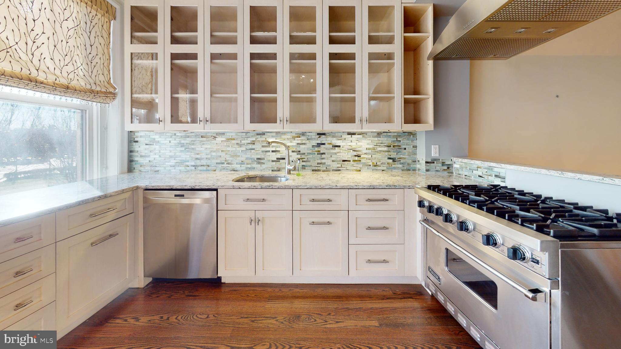 514 Seward Square Southeast Washington, DC 20003 - Photo 14 of 30