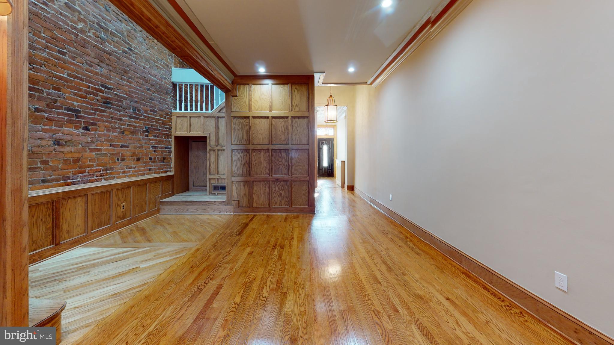 514 Seward Square Southeast Washington, DC 20003 - Photo 3 of 30