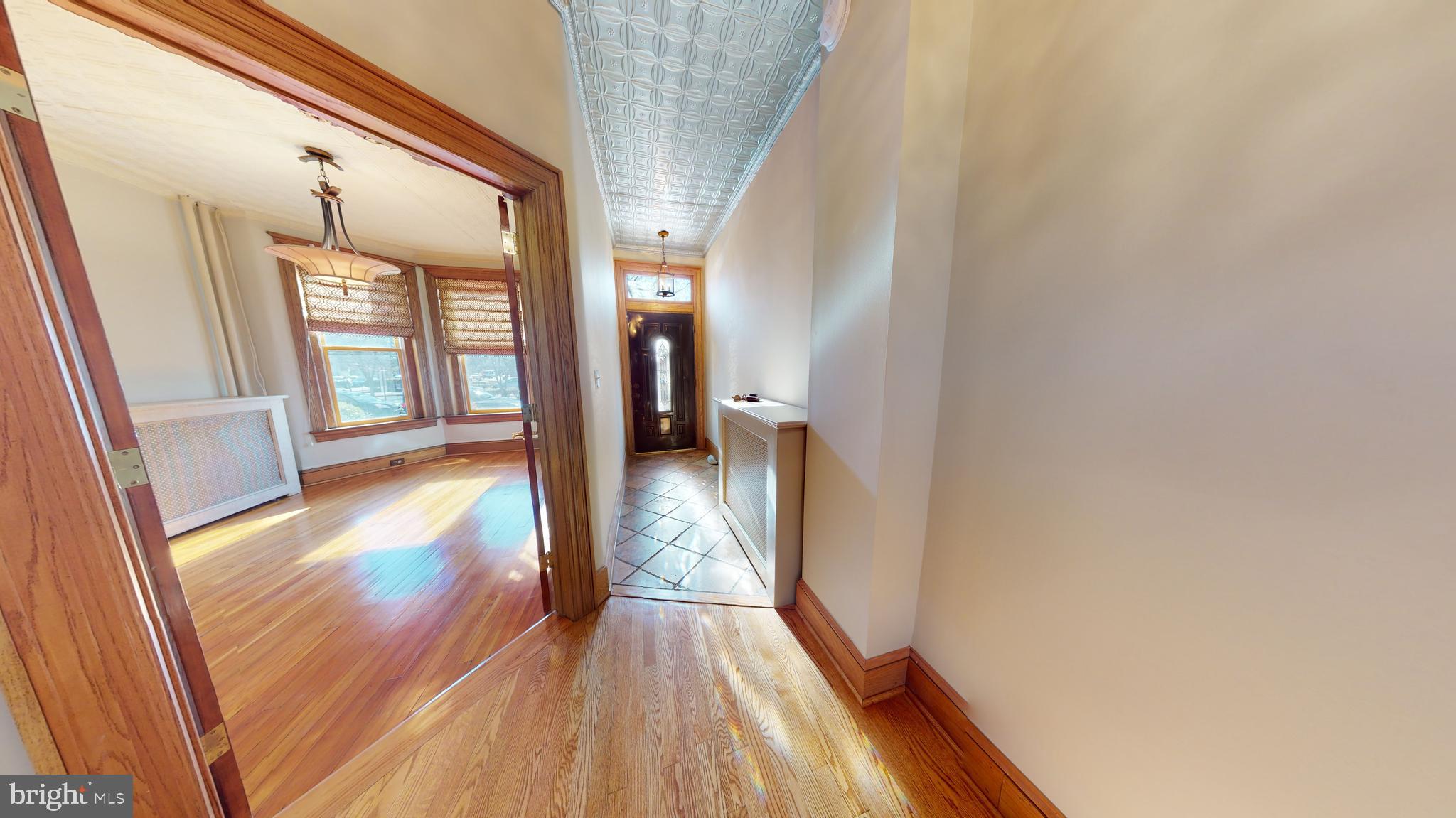 514 Seward Square Southeast Washington, DC 20003 - Photo 9 of 30