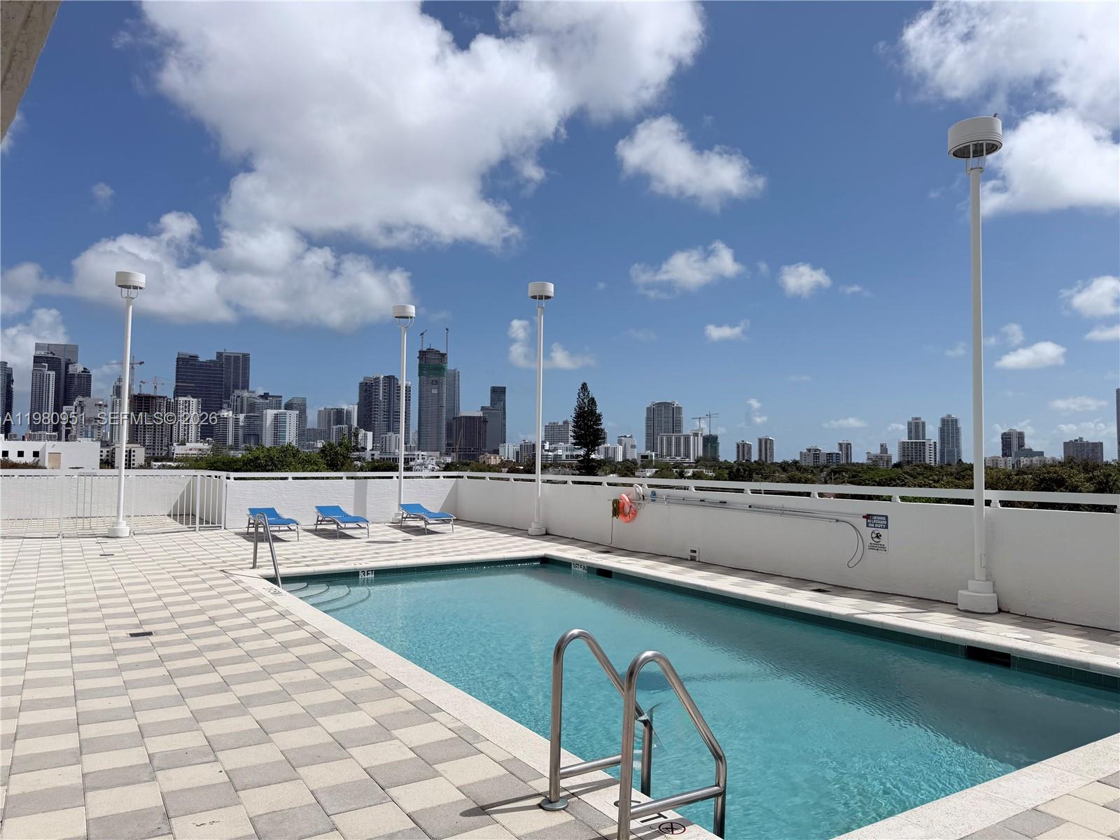 900 Southwest 8th Street, Unit 604 Miami, FL 33130 - Photo 6 of 38