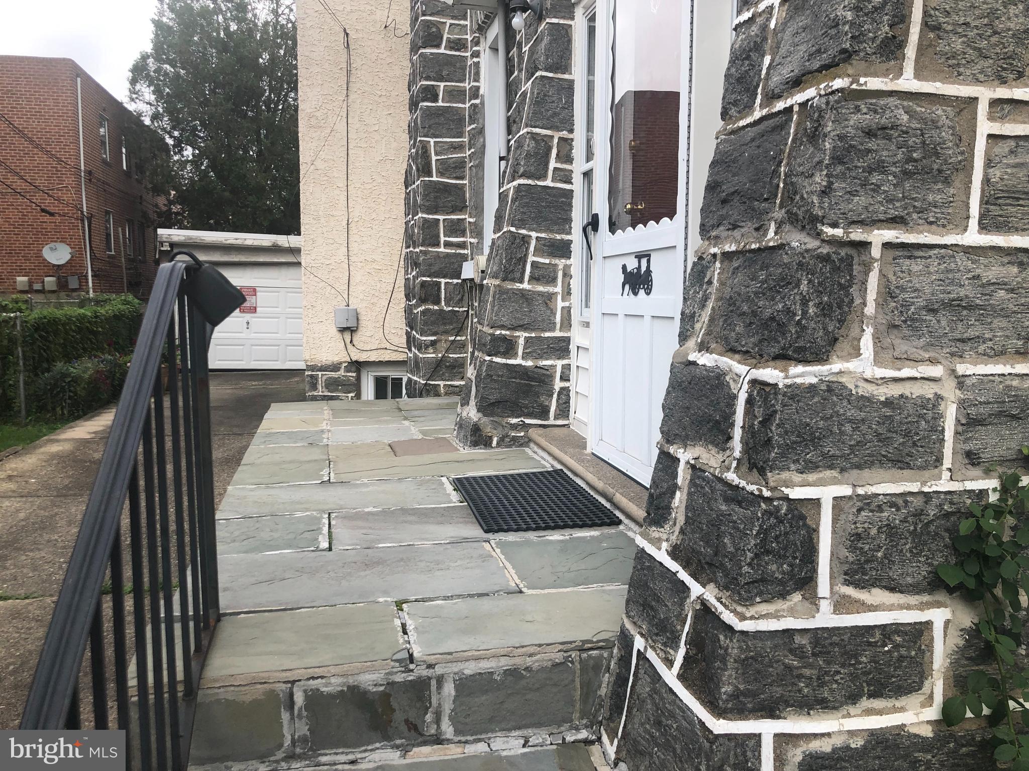 105 Overhill Road Upper Darby, PA 19082 - Photo 2 of 9