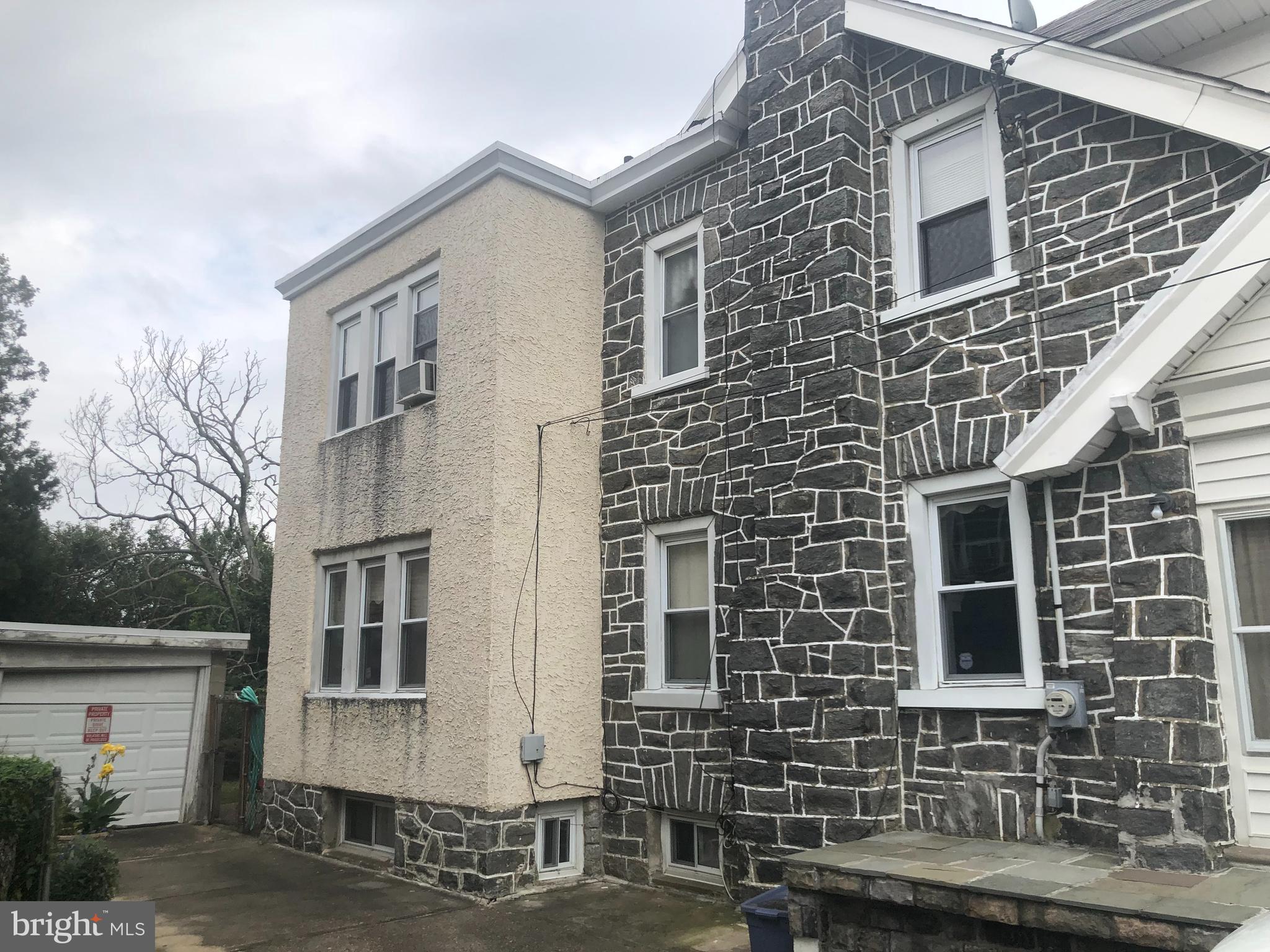 105 Overhill Road Upper Darby, PA 19082 - Photo 3 of 9