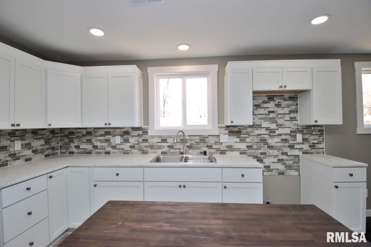 8504 West Main Street Mapleton, IL 61547 - Photo 17 of 51