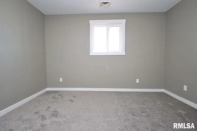 $185,990 | 8504 West Main Street, Mapleton, IL 61547