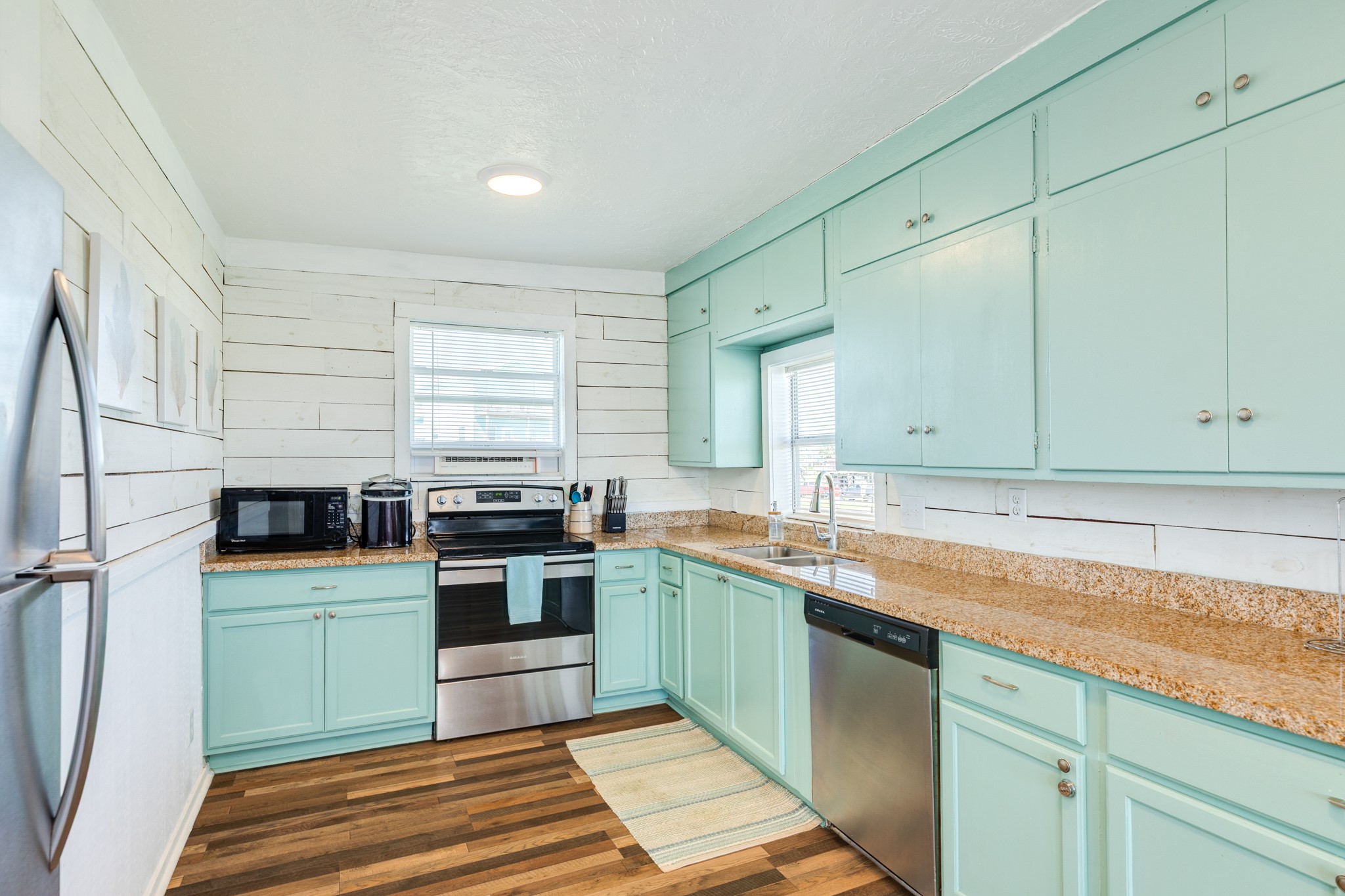 915 Caisson Street Surfside Beach, TX 77541 - Photo 16 of 25