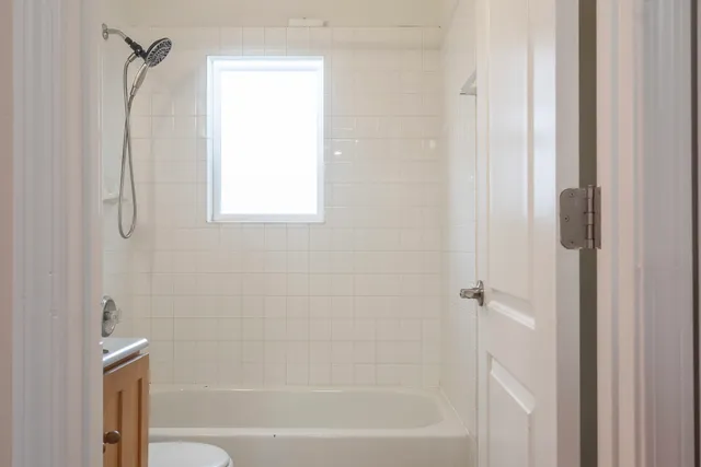 $330,000 | 1133 East 83rd Street, Unit 177, Chicago, IL 60619