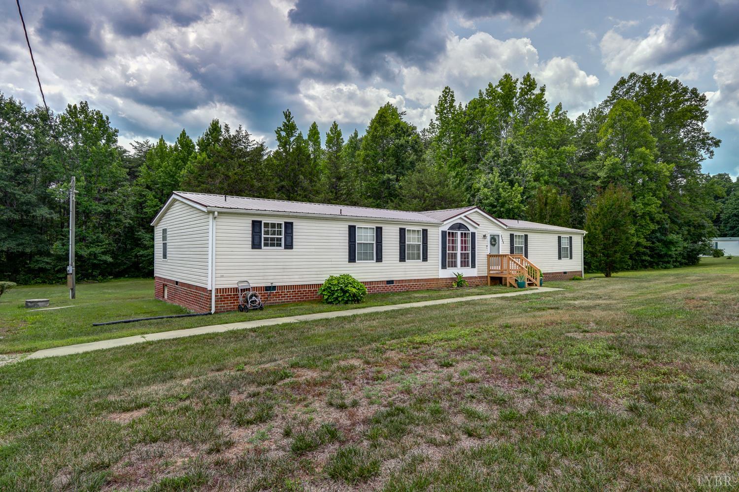 5648 Moons Road Long Island, VA 24569 - Photo 3 of 43