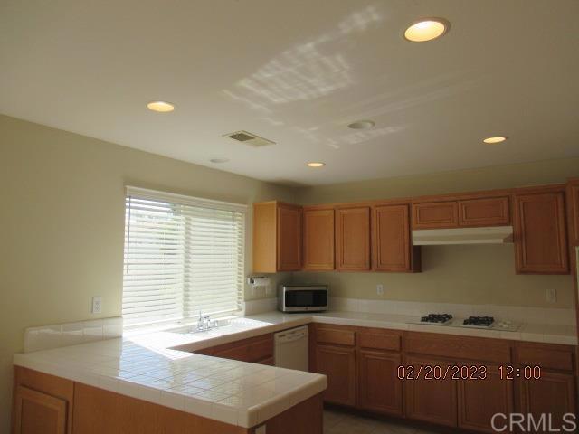 2560 Green Valley Road Chula Vista, CA 91915 - Photo 8 of 26