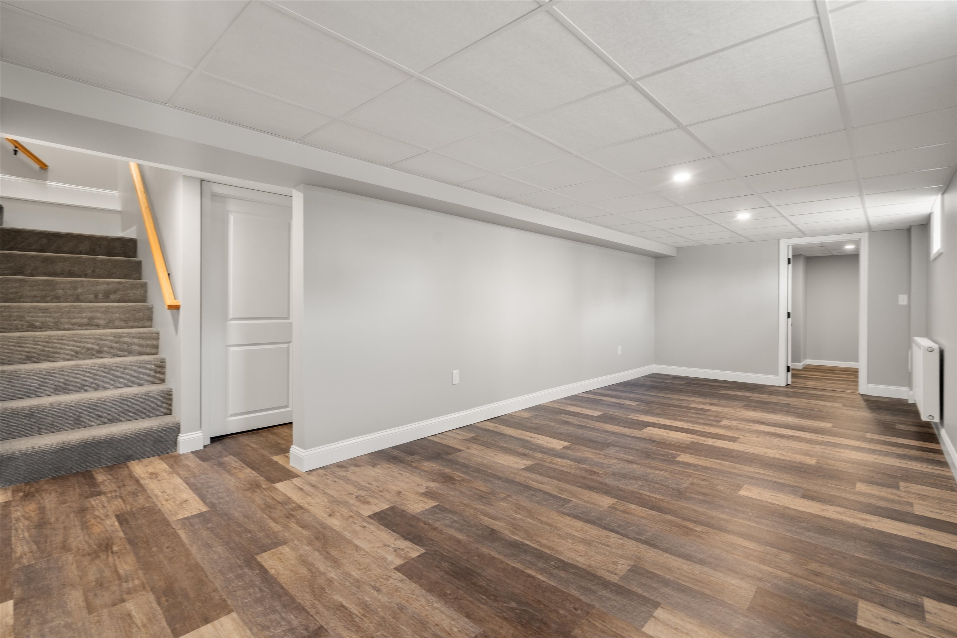 3 Exeter Street Derry, NH 03038 - Photo 23 of 34