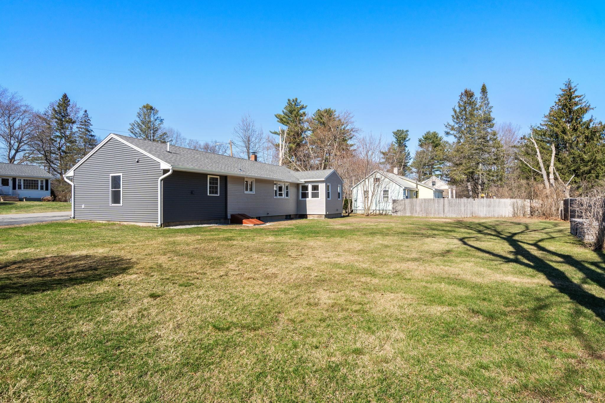 3 Exeter Street Derry, NH 03038 - Photo 31 of 32