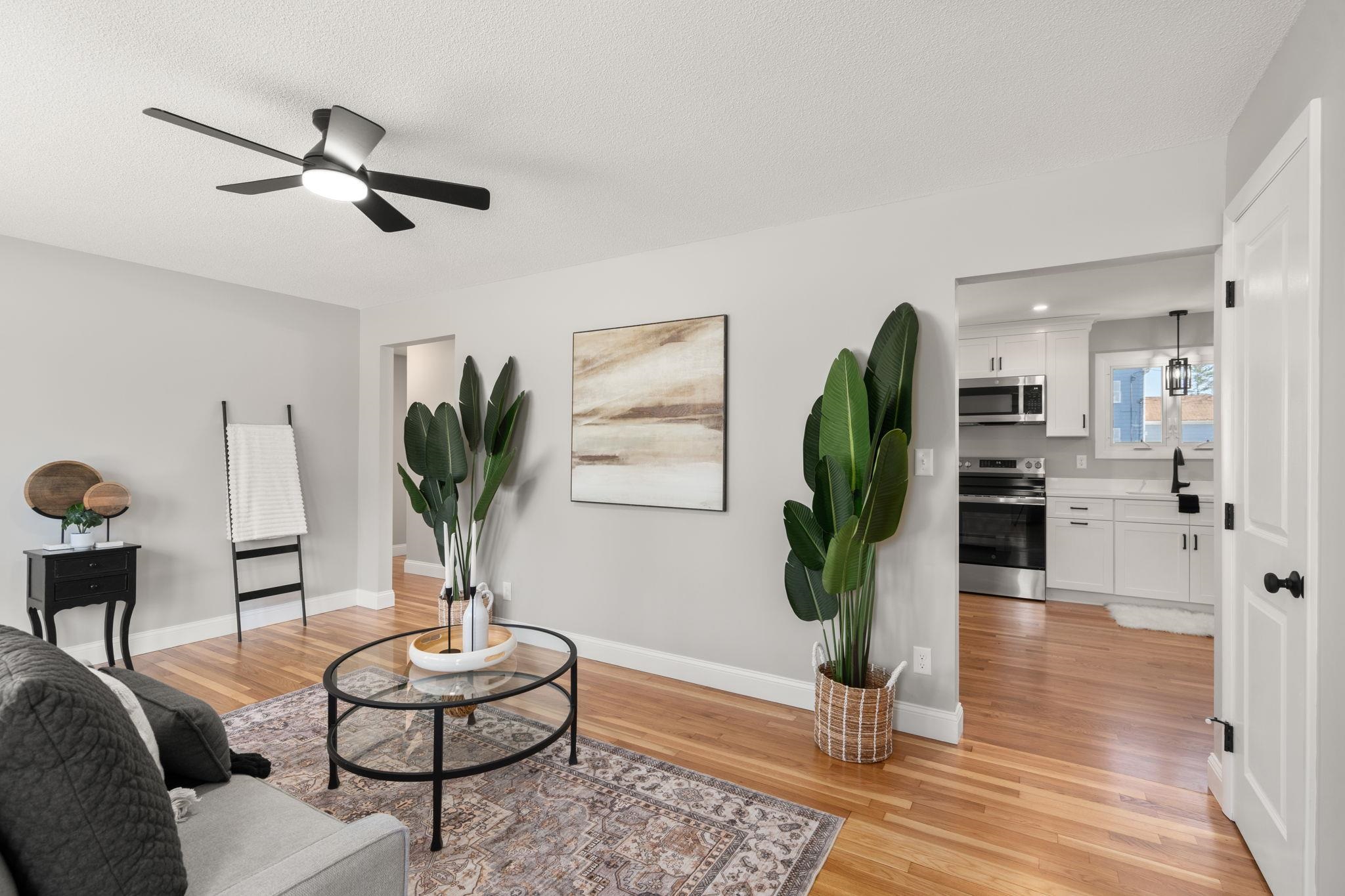 3 Exeter Street Derry, NH 03038 - Photo 6 of 32