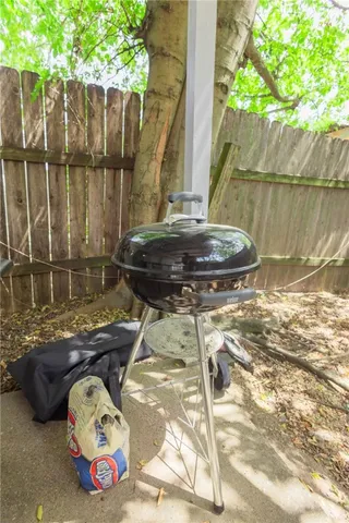 $350,000 | 1604-1714 Leona Drive, College Station, TX 77840