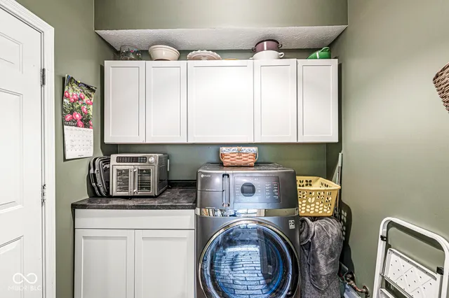 $499,000 | 11697 Lake Forest Parkway, Carmel, IN 46033