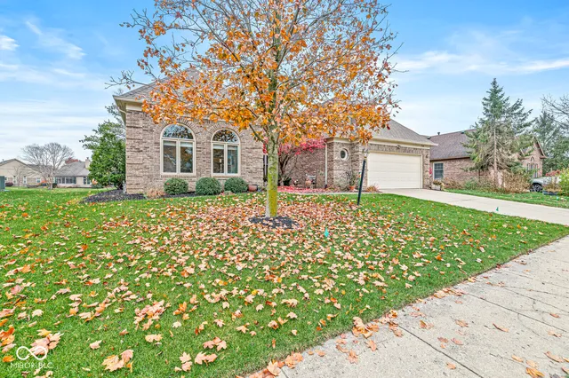 $499,000 | 11697 Lake Forest Parkway, Carmel, IN 46033
