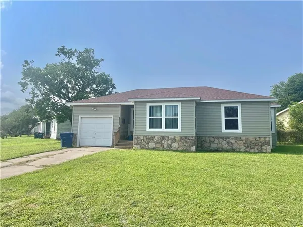 $1,200 | 3602 Mimosa Drive, Corpus Christi, TX 78408