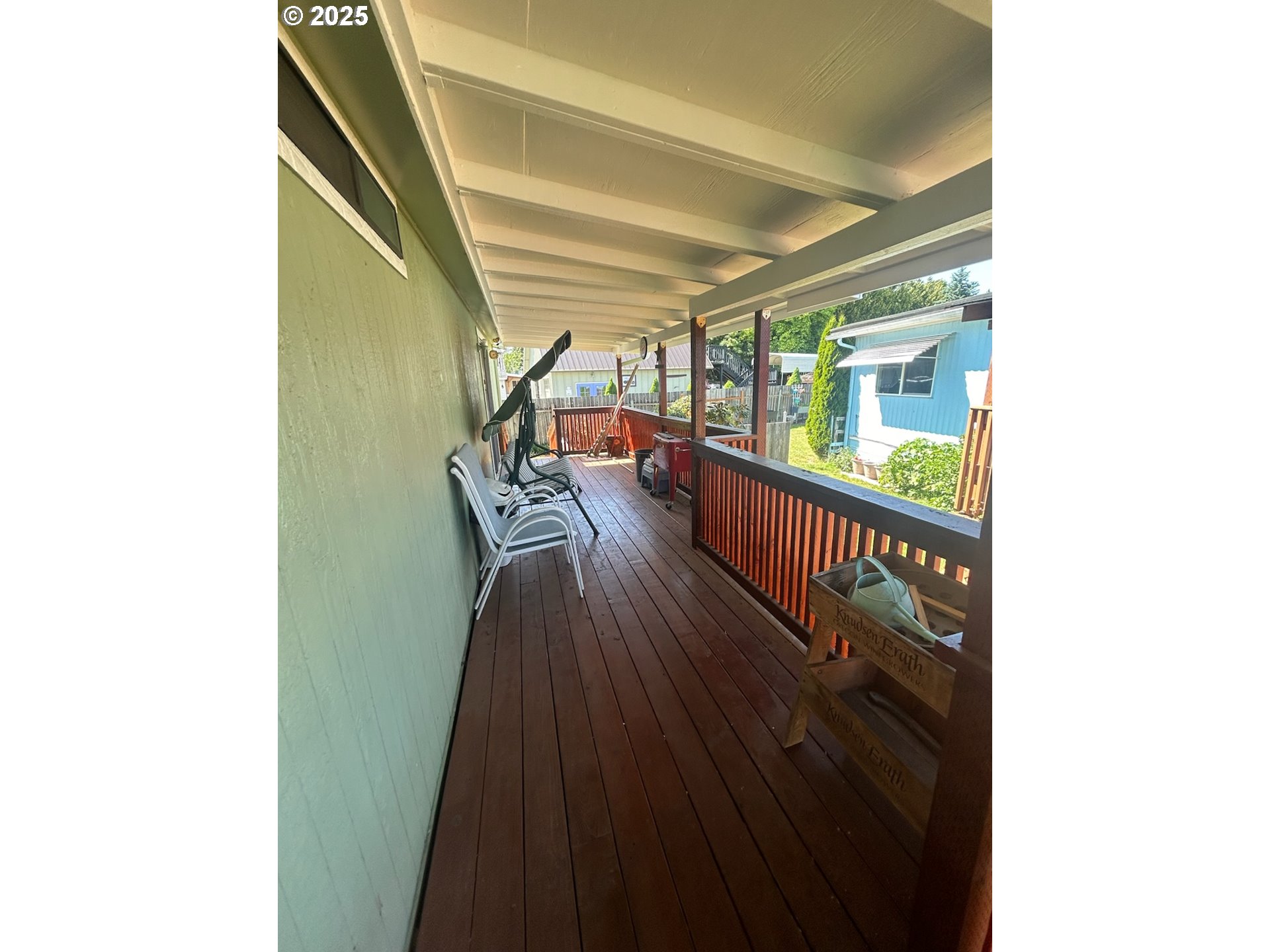 503 Southeast Sheridan Road, Unit 8 Sheridan, OR 97378 - Photo 10 of 41 Deck