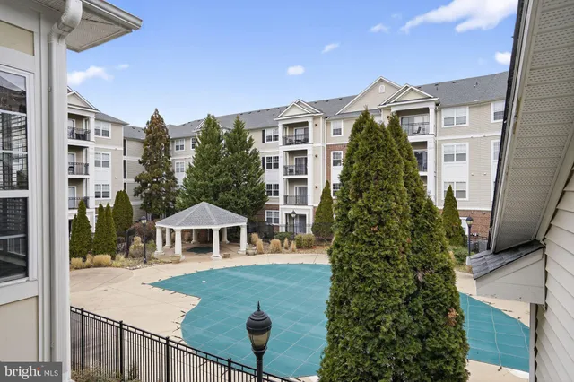 $1,875 | 12905 Centre Park Circle, Unit 207, Herndon, VA 20171