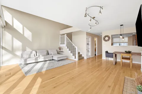 $699,000 | 150 North Bedford Road, Unit 6D, Chappaqua, NY 10514