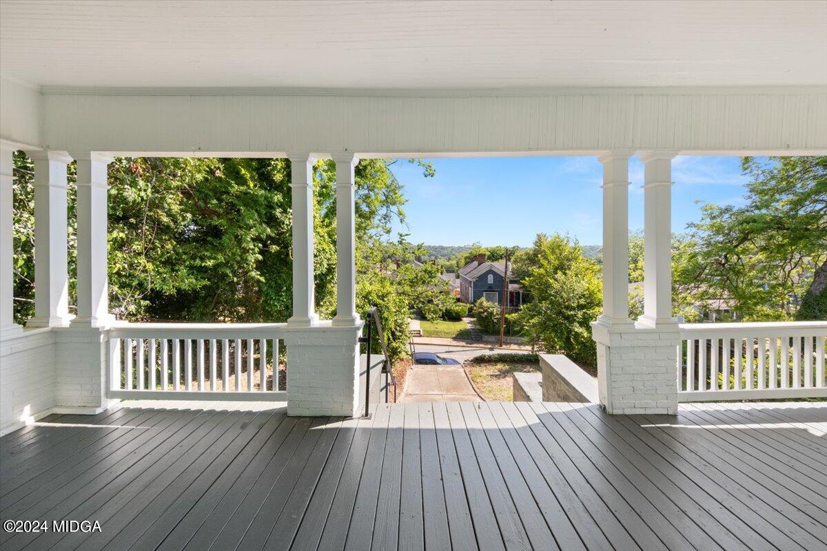 1048 Walnut Street Macon, GA 31201 - Photo 2 of 25 Front Porch