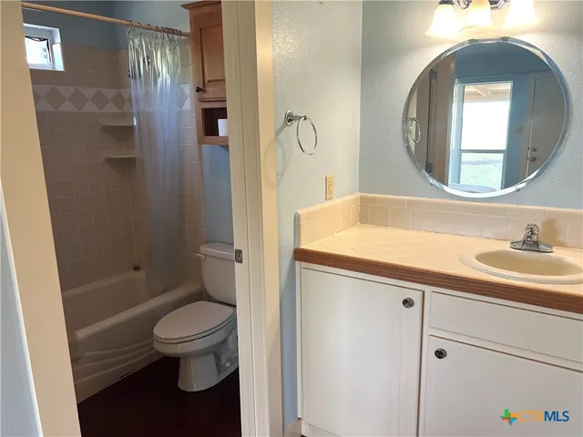 $750,000 | 184 Guadalupe Hills Lane, Seguin, TX 78155