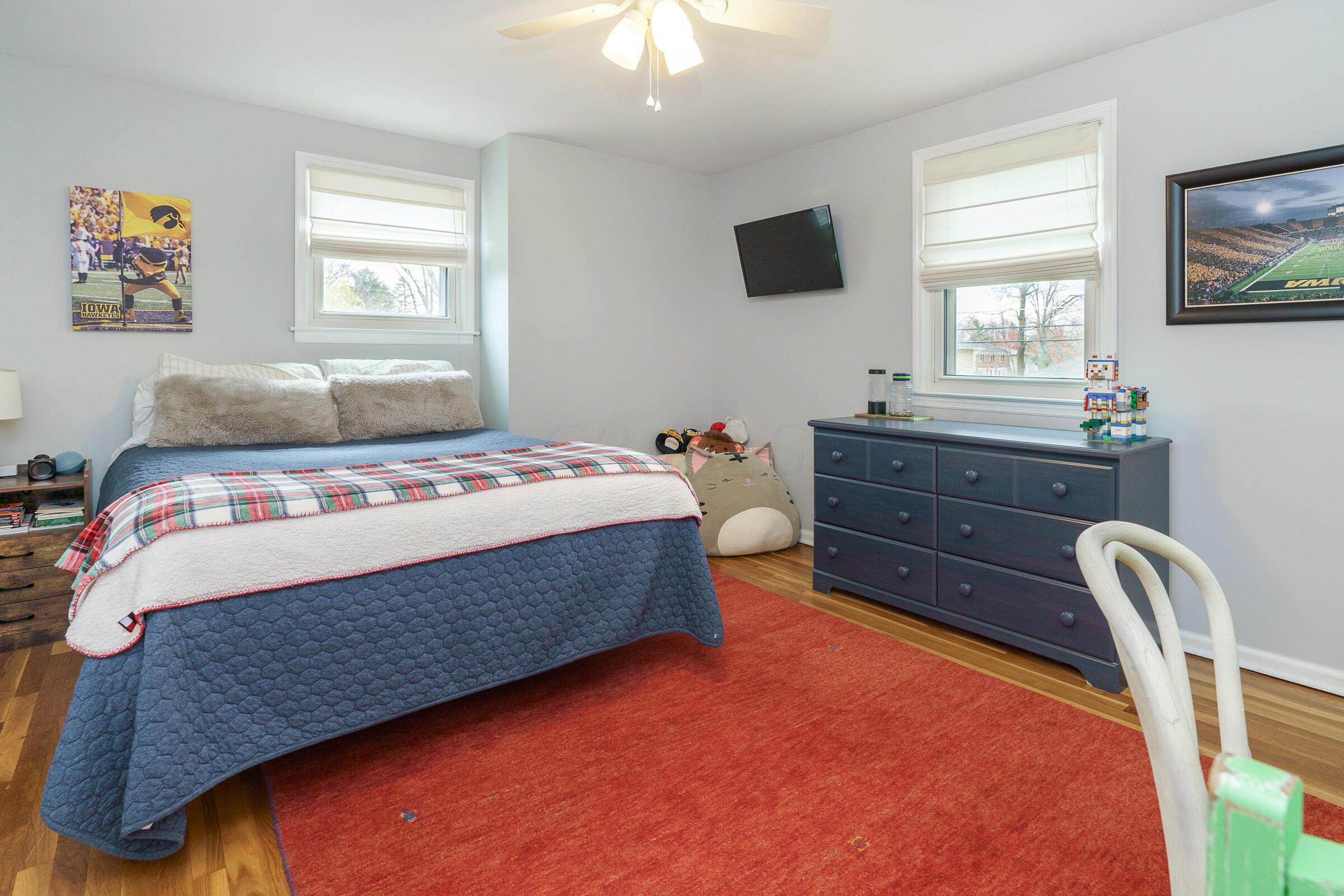 1437 Reymond Road Columbus, OH 43220 - Photo 23 of 37 Bedroom 2