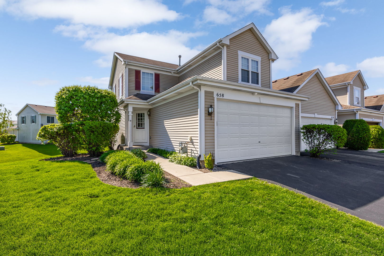 658 Chestnut Ridge Minooka, IL 60447 - Photo 1 of 30 Gallery Image 1